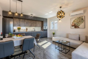 Peaceful Harmony Apartment Near Beach